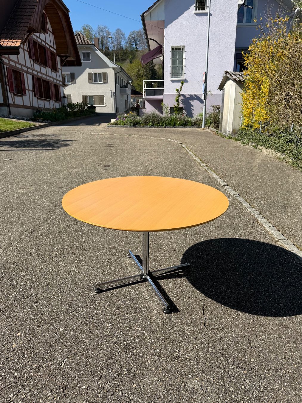 USM Tables: USM Kitos Tisch – D'occasion à Grenchen par Design-Outlet 1
