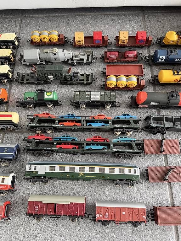 Lima Modellini di ferrovie: Modelleisenbahn Konvolut – Usato da Muri AG venduto da cag733 3