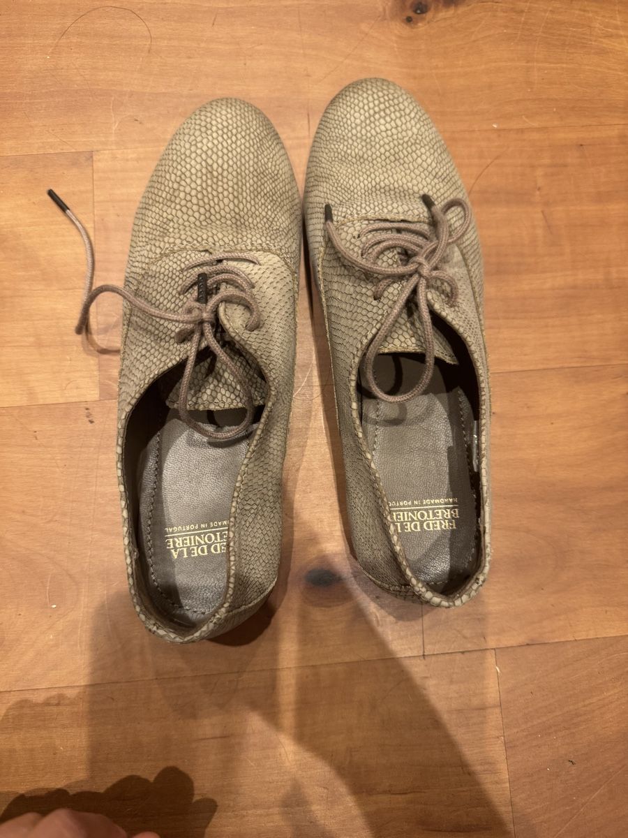 Scarpe da donna: Fred De La Bretoniere – Usato da Zürich venduto da pon_pv8m 1
