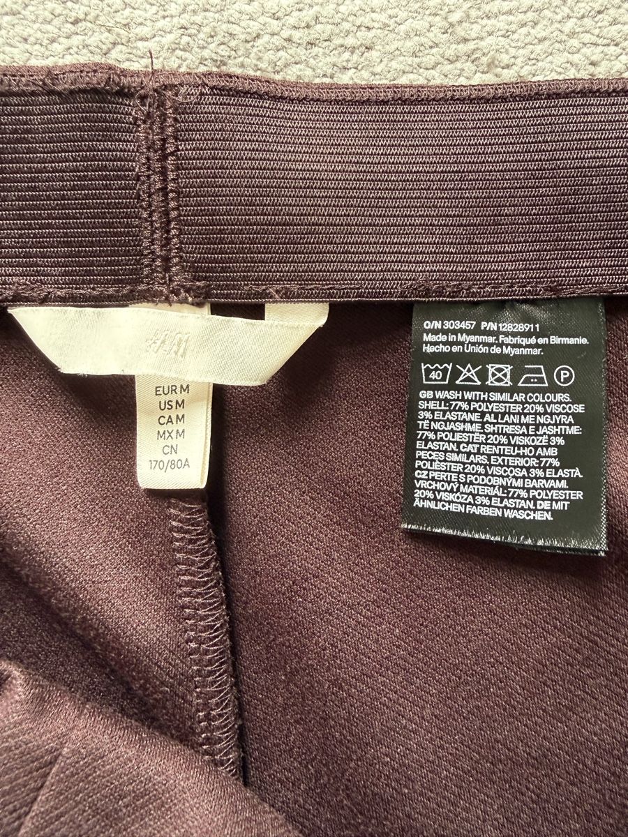 H&M Pantaloni: Neue Shorts, Grösse M – Nuovo (secondo la descrizione) da Ermatingen venduto da anj_9bm5 2