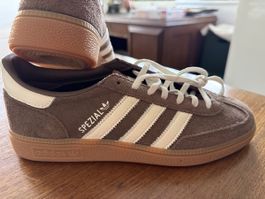 Adidas Spezial Sneaker 4braun weiss Wildleder 41,5guter Zust