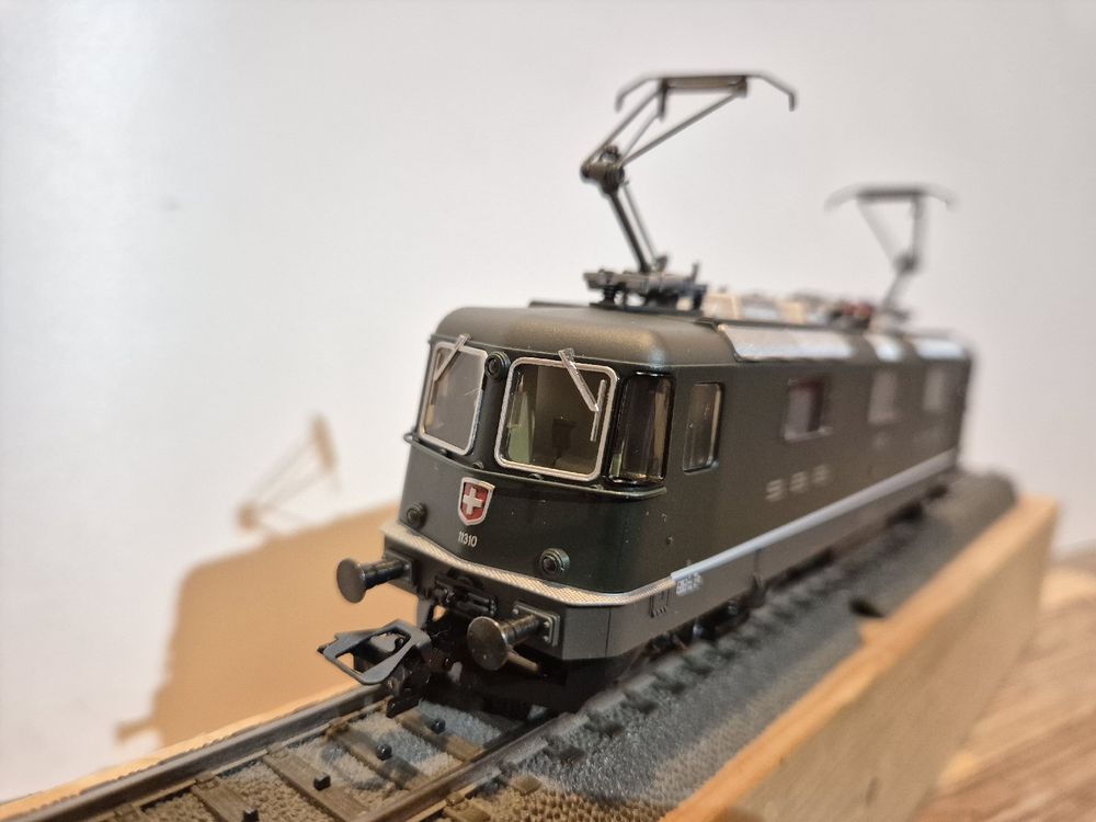 Märklin 37359 E-Lok Re 4/4 II SBB Digital Mfx mit Sound NEU (Neu und ...