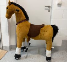 Schaukelpferd auf Rollen