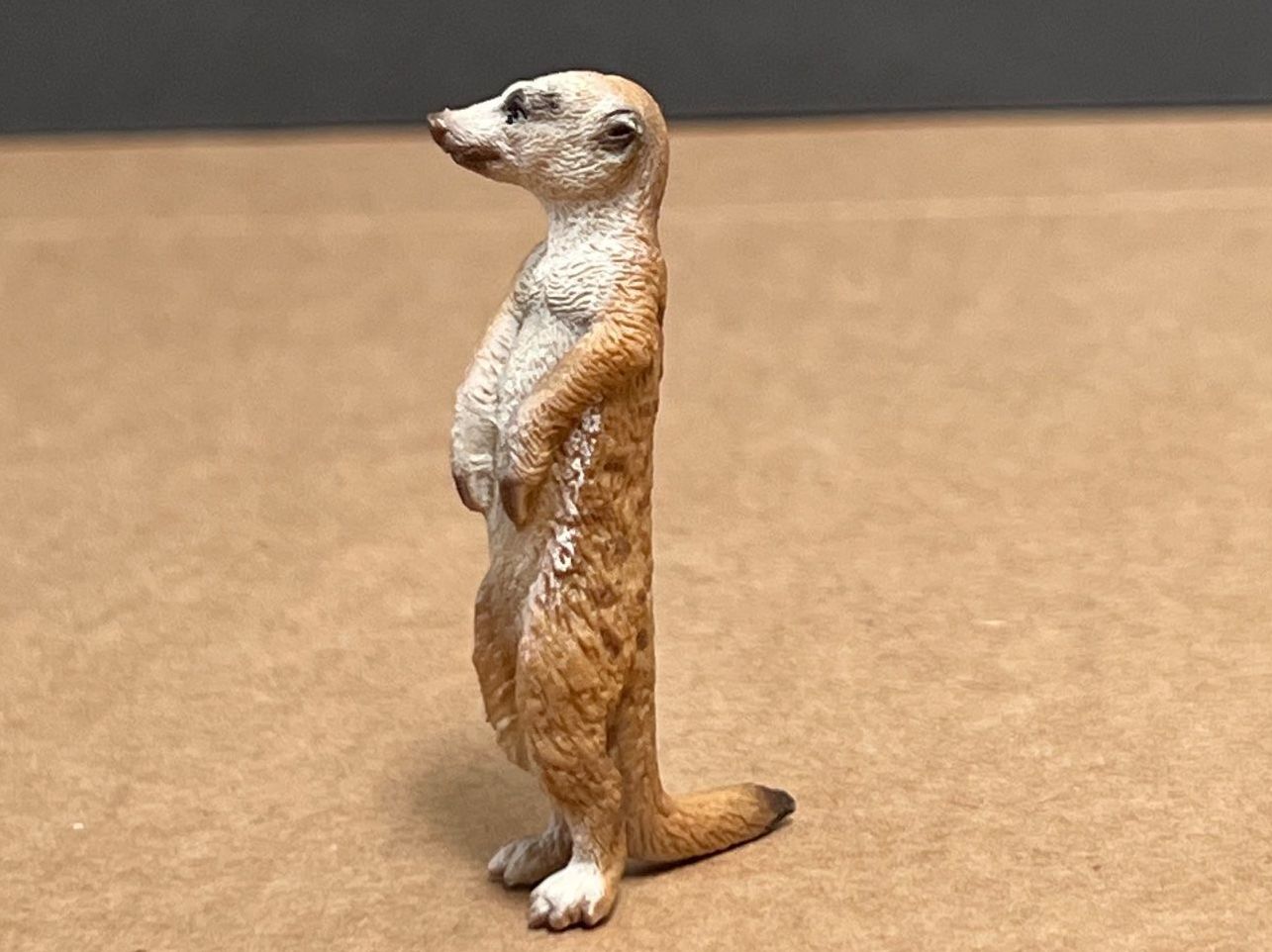 Schleich Statuette: Schleich 14368 Erdmännchen, stehend – Usato da Ennetbaden venduto da mapa05