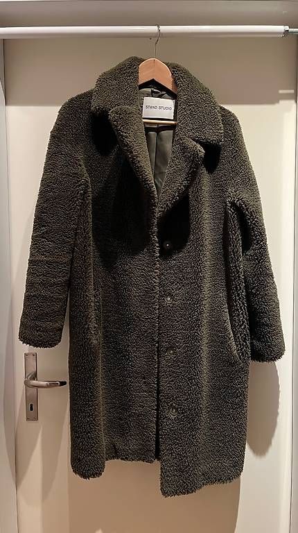 Cappotti: Stand Studio Mantel – Usato da Zürich venduto da kroky25