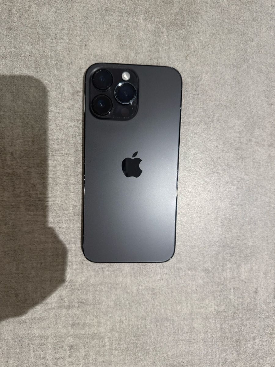 Apple Portables: iPhone 14 Pro Max  – D'occasion à Anglikon par lia_j8x7 1