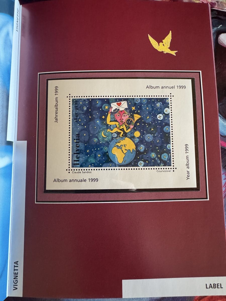 Tutti i francobolli: Schweizer Briefmarken Jahresbuch 1999 – Usato da Leutwil venduto da Jaxon_withXx 1