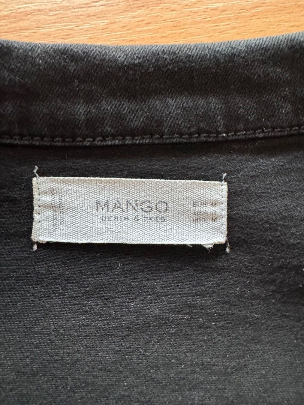 Mango Giacche: Jeansjacke, schwarz, MANGO, Grösse M – Usato da Rorschacherberg venduto da beeechen 4
