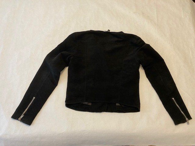 H&M Giacche: 1 Damen-Jäckli schwarz, H&M, Gr. 36 – Usato da Richterswil venduto da Hausi12 1