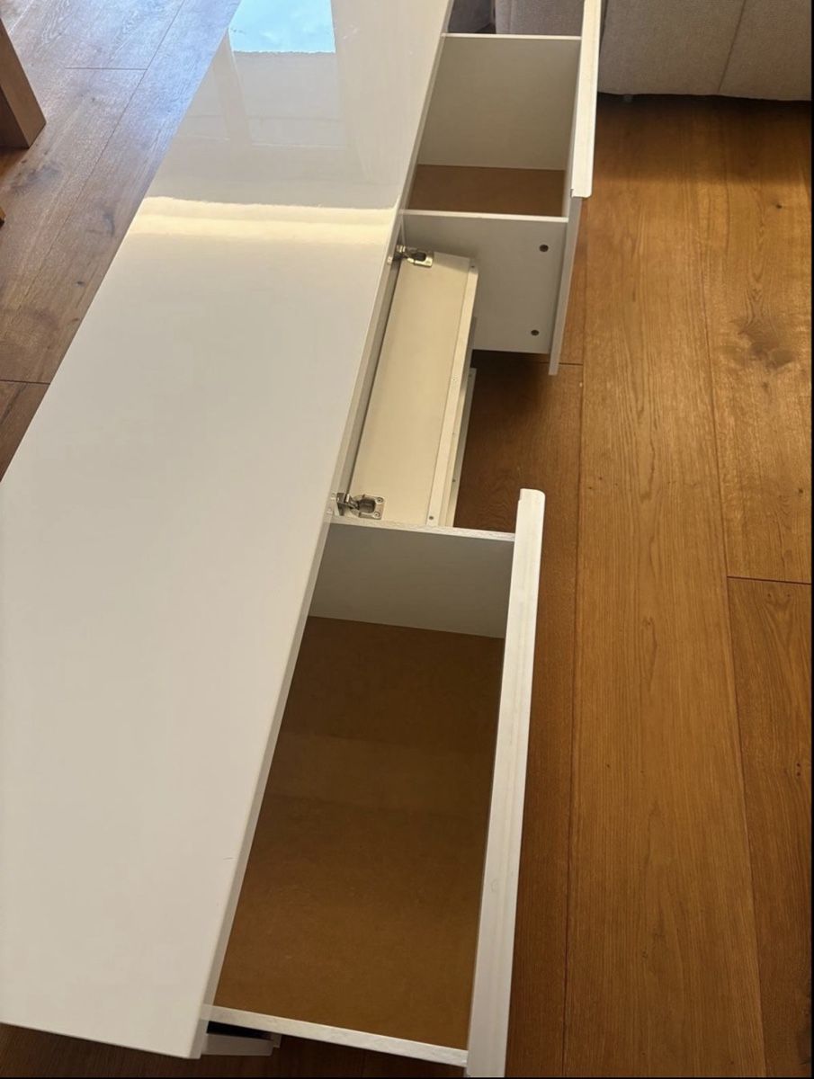 Ikea Meubles TV: Meuble TV IKEA – D'occasion à Delémont par YBroquet 1