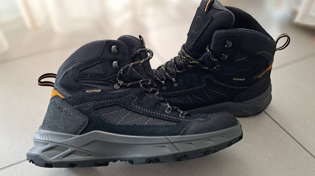 46 Nord Herrenschuhe: Wanderschuhe Grösse 43 – Gebraucht aus Brütten von pluebaer