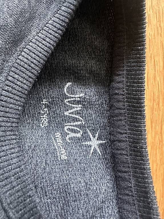 Pulls et sweat-shirts: Pullover 104 – D'occasion à Bern par Salamander86 2