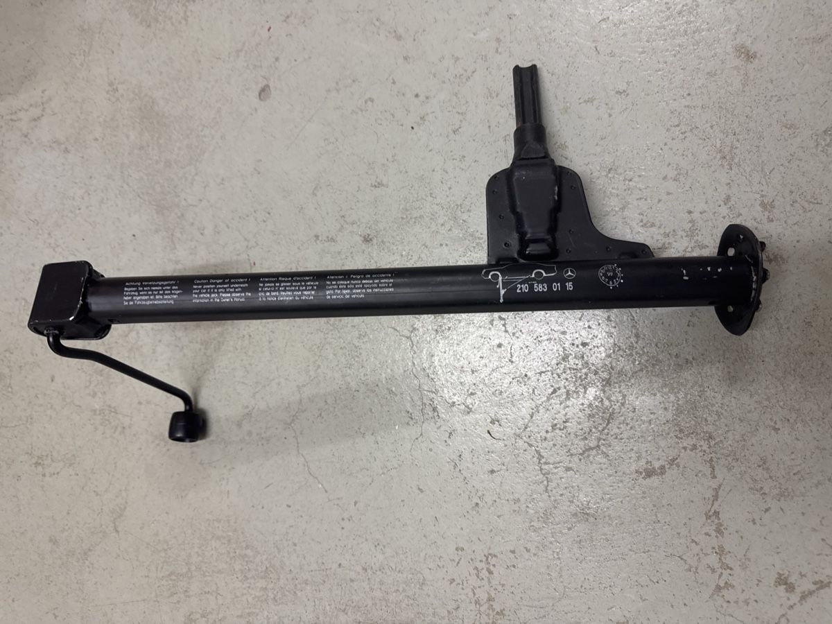 Alle Autoersatzteile: Mercedes Jack 210 583 01 15 Used Condition – Gebraucht aus Riehen von Top-Quality 6