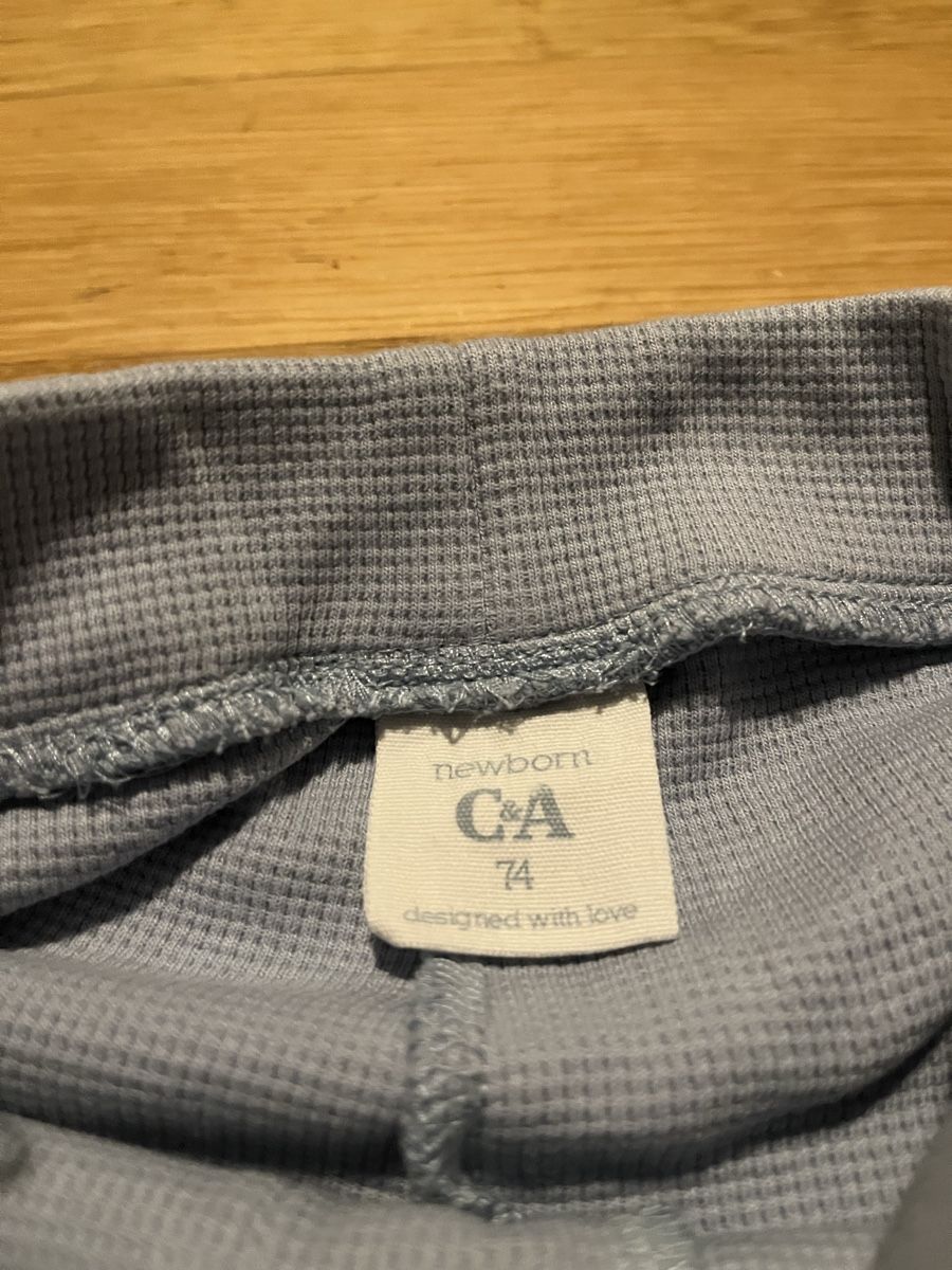 C&A Hosen: Baby Shorts C&A Grösse 74 hellblau – Gebraucht aus Bern von farfalla22 2