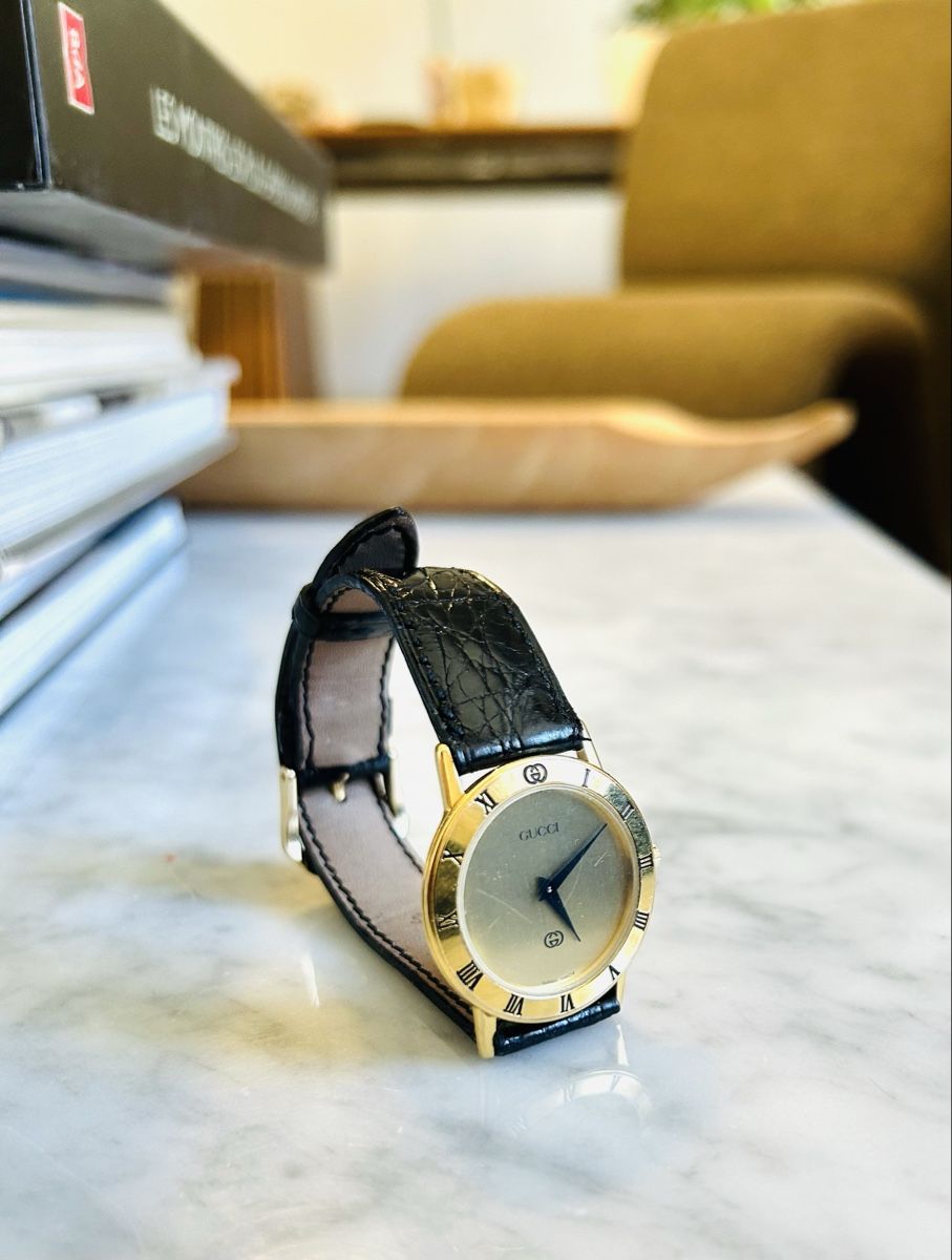 Gucci Orologi: Gucci Watch 3000j with new battery – Usato da Colombier VD venduto da Xzbit 5