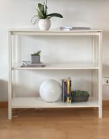 weisses Regal / Bücherregal