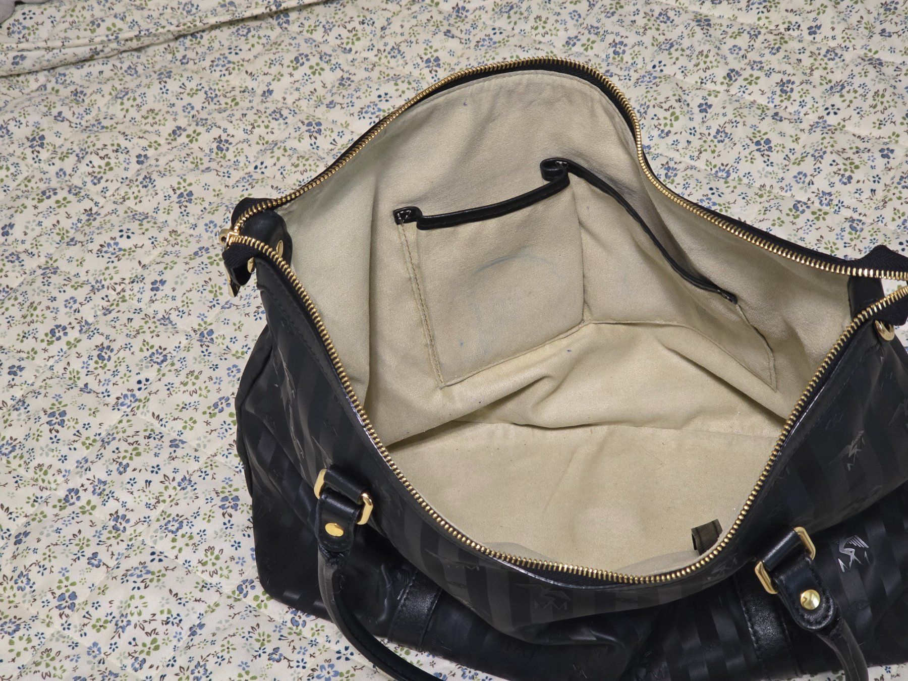 Maison Mollerus Taschen für Damen: Maison Mollerus Tasche – Gebraucht aus Münchenbuchsee von Arasy13 7