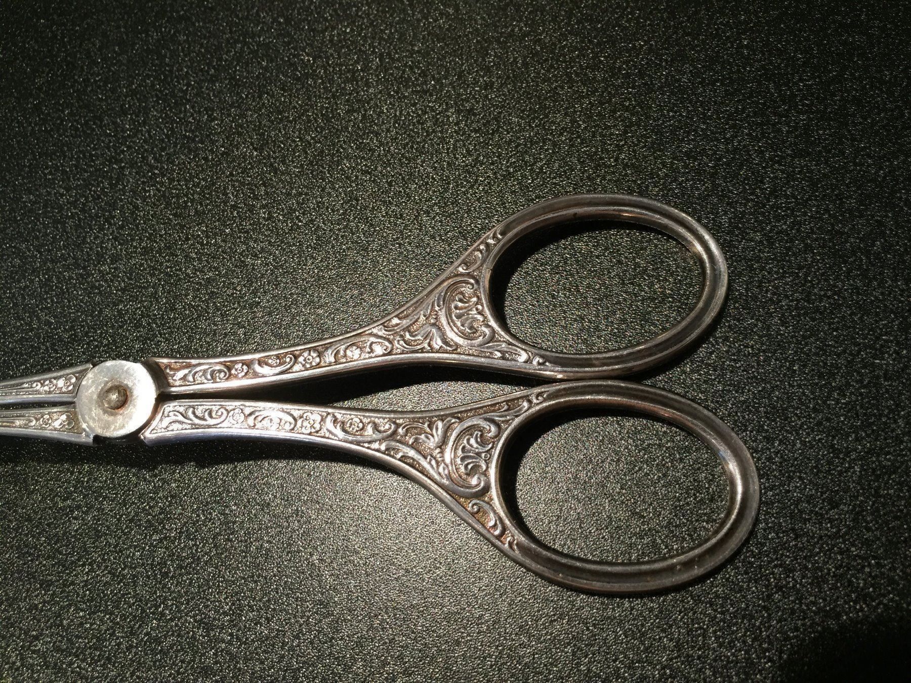 Elettrodomestici da cucina: Antike Gebäck- und Servierzange – Usato da Einsiedeln venduto da Fundgrube59 4