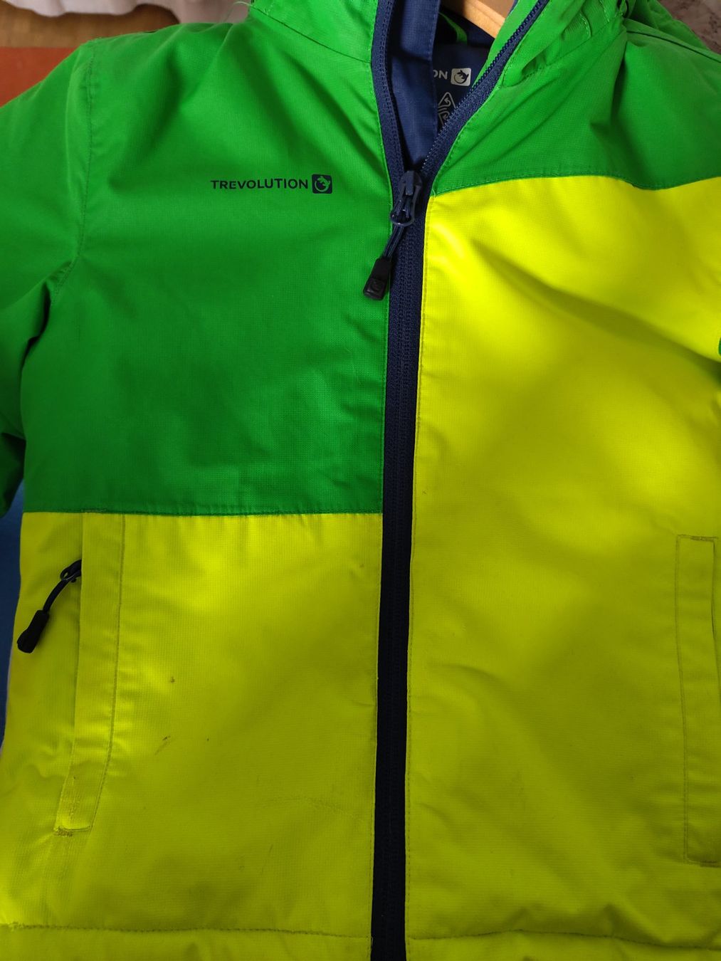 Trevolution Giacche & Cappotti: Veste Trevolution. Chaude et lumineuse – Usato da Biel/Bienne venduto da Creager 6