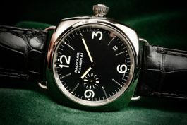 Panerai - Radiomir Ref. PAM00062 18kt. White Gold Watch OP65