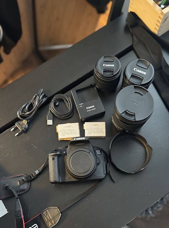 Kamera: Canon EOS 700D Set mit Objektiven, Stativ und Tasche – Gebraucht aus Würenlos von kik_xyw6 1