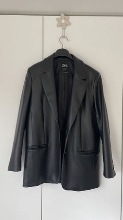 Eleganter Zara Blazer in Lederoptik