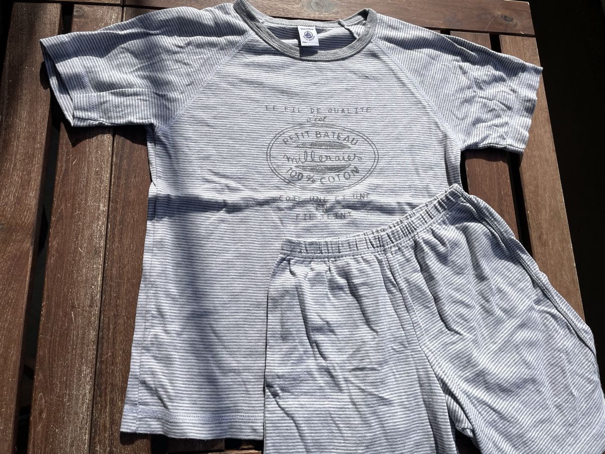 Petit Bateau Pigiama & Simili: Petit Bateau Pyjama Shorty Gr.138 Gestreift – Usato da Bern venduto da brup