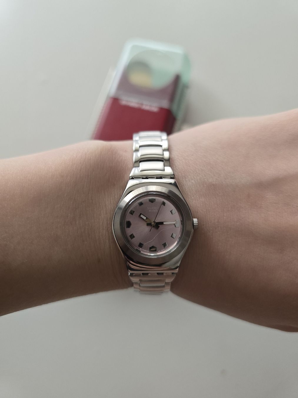 Swatch Orologi: Swatch Uhr in rosa – Nuovo e nell'imballaggio originale da Zürich venduto da Luana.N 3