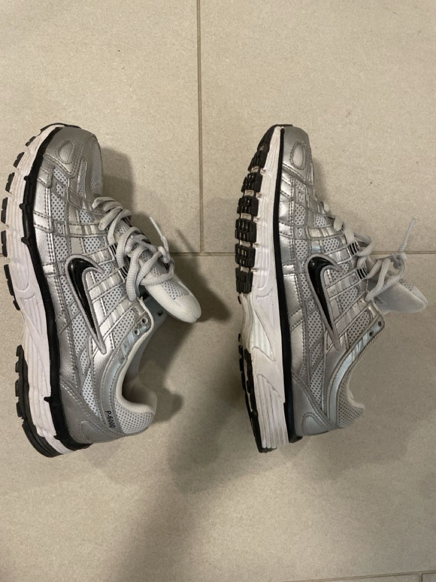 Nike Scarpe da uomo: Chaussures Nike p6000 taille 38 – Nuovo (secondo la descrizione) da Plan-les-Ouates venduto da lib_vw7b 1