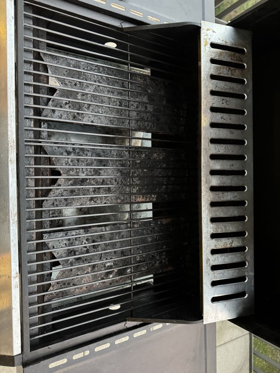 Griglie: Gas grill Ihnen – Usato da Zürich venduto da sta_hr9h 4