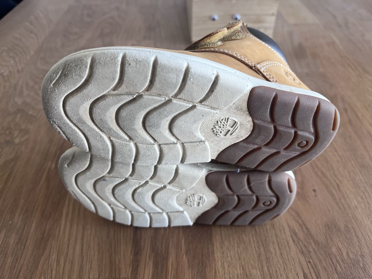 Timberland Schuhe für Jungen: Timberland Grösse 26 – Gebraucht aus Ostermundigen von mih_r8c5 1