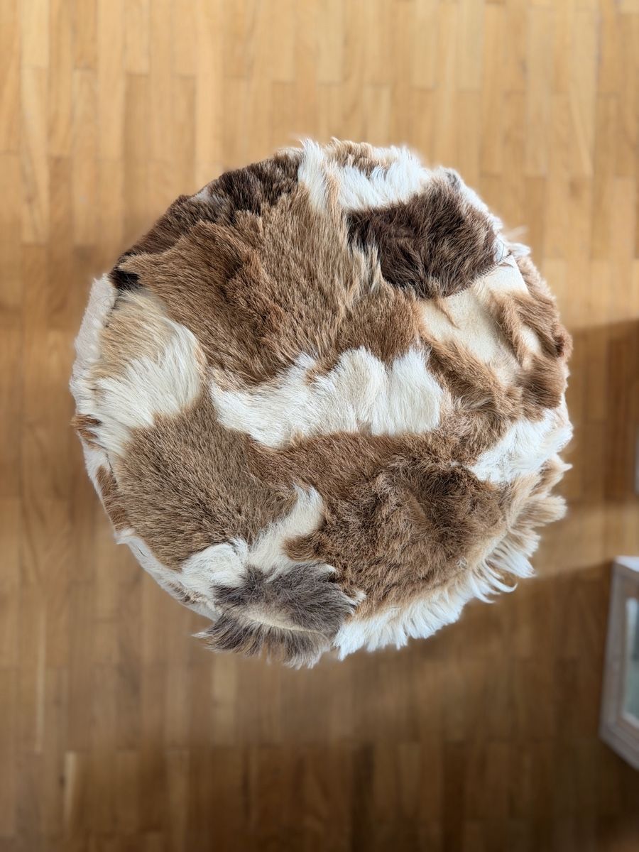 Sgabelli: Hocker Fell Patchwork braun/weiss Holzbeine – Usato da Zürich venduto da Gadgets2020 4