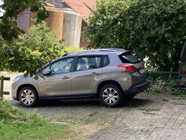Peugeot 2008 1.2 e STT beige met.