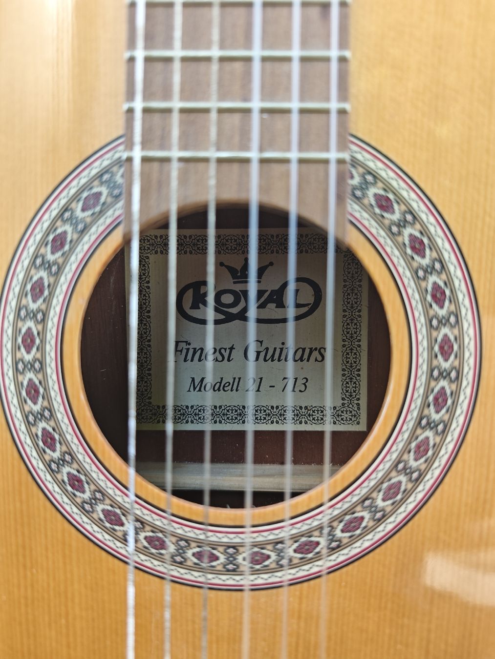 Musikinstrumente: guitare pour enfant – Gebraucht aus Echallens von rge_mc6n 3
