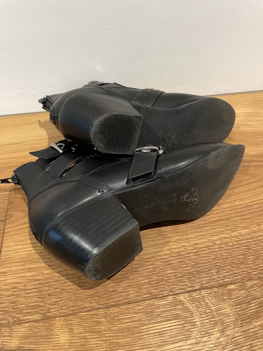 Only Scarpe da donna: Stiefeletten Kunstleder – Usato da Zofingen venduto da silbosja 2