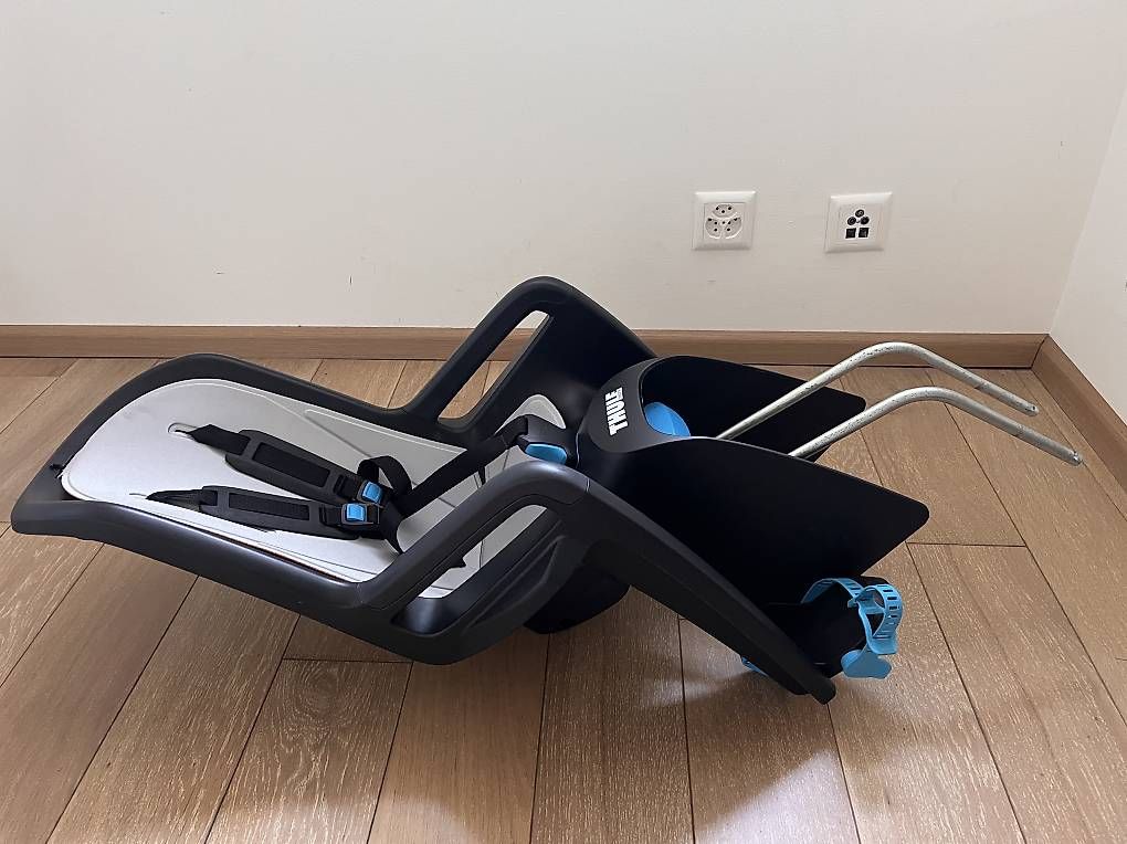 Thule Ersatzteile: Thule RideAlong 2 Kindervelositz – Gebraucht aus Aesch BL von Apriority 2