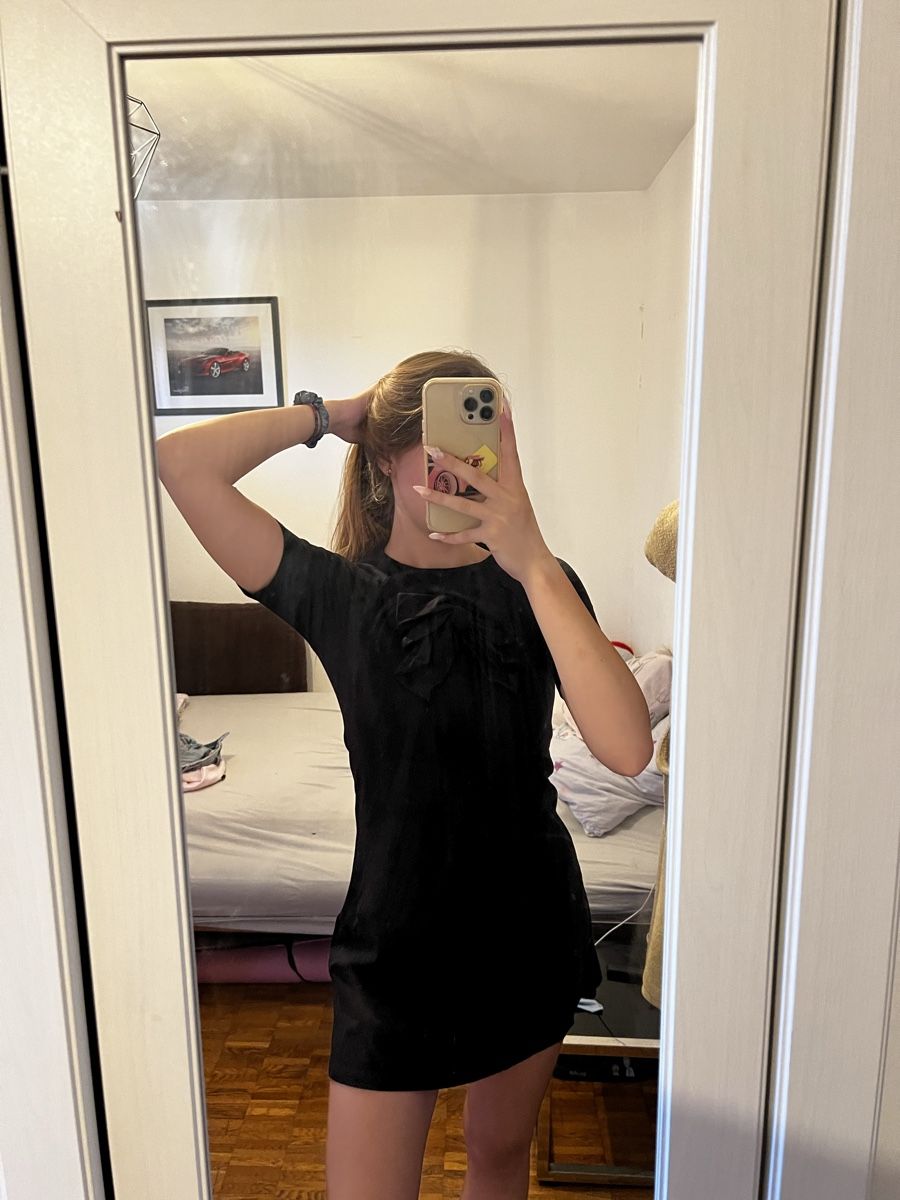 Kleider: Dresses – Gebraucht aus Dietlikon von Luka_Bilic 3