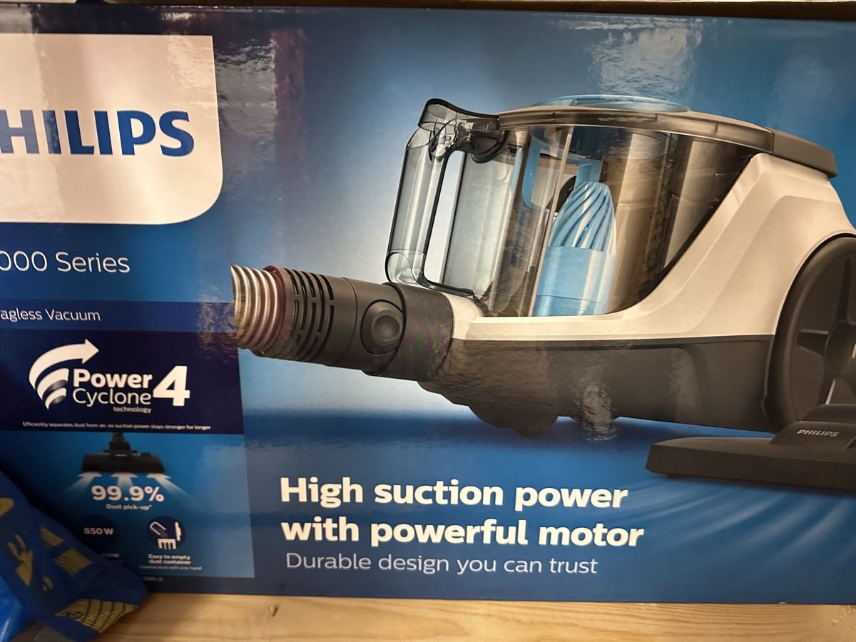 Philips Aspirapolveri & Accessori: Philips 2000 Series Staubsauger - Wenig gebraucht! – Usato da Schlieren venduto da VisjSch 1