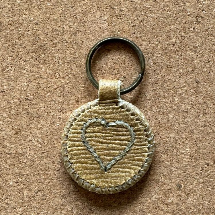 Pocket Hug Token mit PU-Leder Schlüsselanhänger - Geschenke Mall