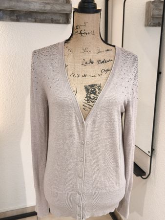 Cardigan Yessica beige mit Glitzersteinen Grösse S