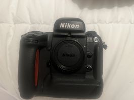 Nikon F5