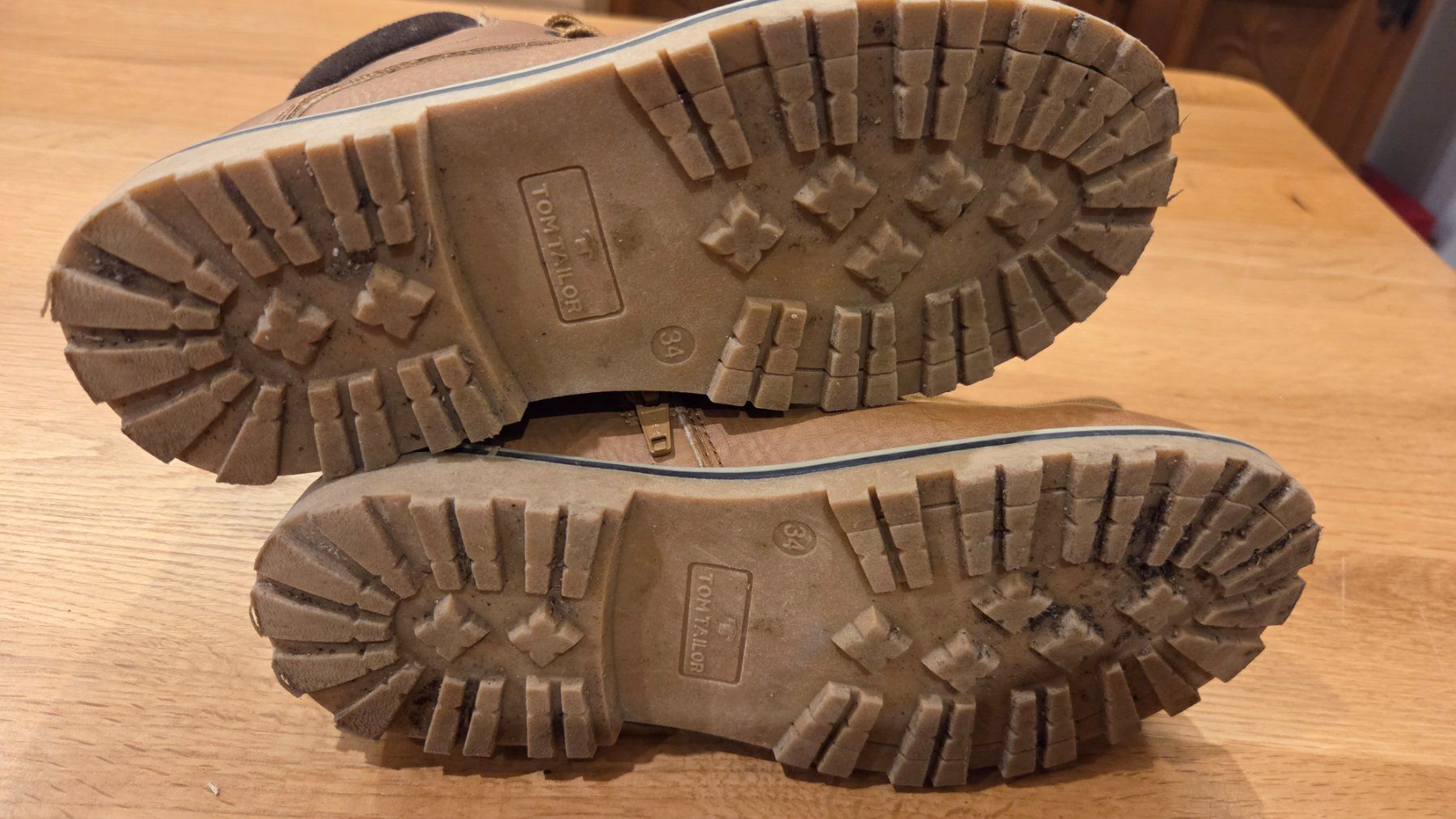 Tom Tailor Chaussures garçon: Tom Tailor Winterschuhe Gr34 – D'occasion à Roggliswil par Crosser17 5