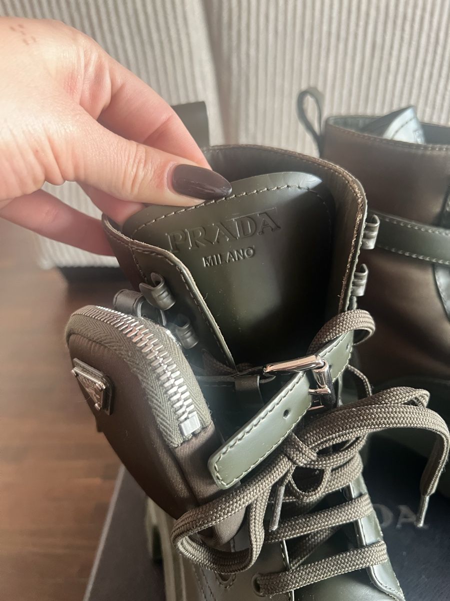 Prada Scarpe da donna: Prada Boots khaki, Gr. 36.5 – Nuovo e nell'imballaggio originale da Baar venduto da Lila2006 1