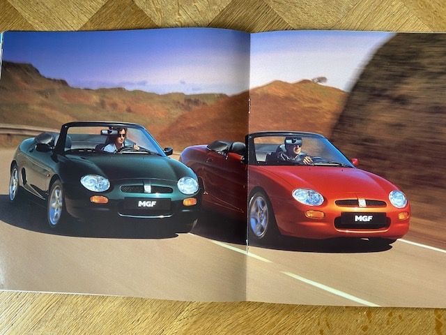 MG Dokumente: MG MGF Prospekt Grossformat deutsch CH Brochure ca 1995 1996 – Gebraucht aus Langenthal von Andreasdavidk 7