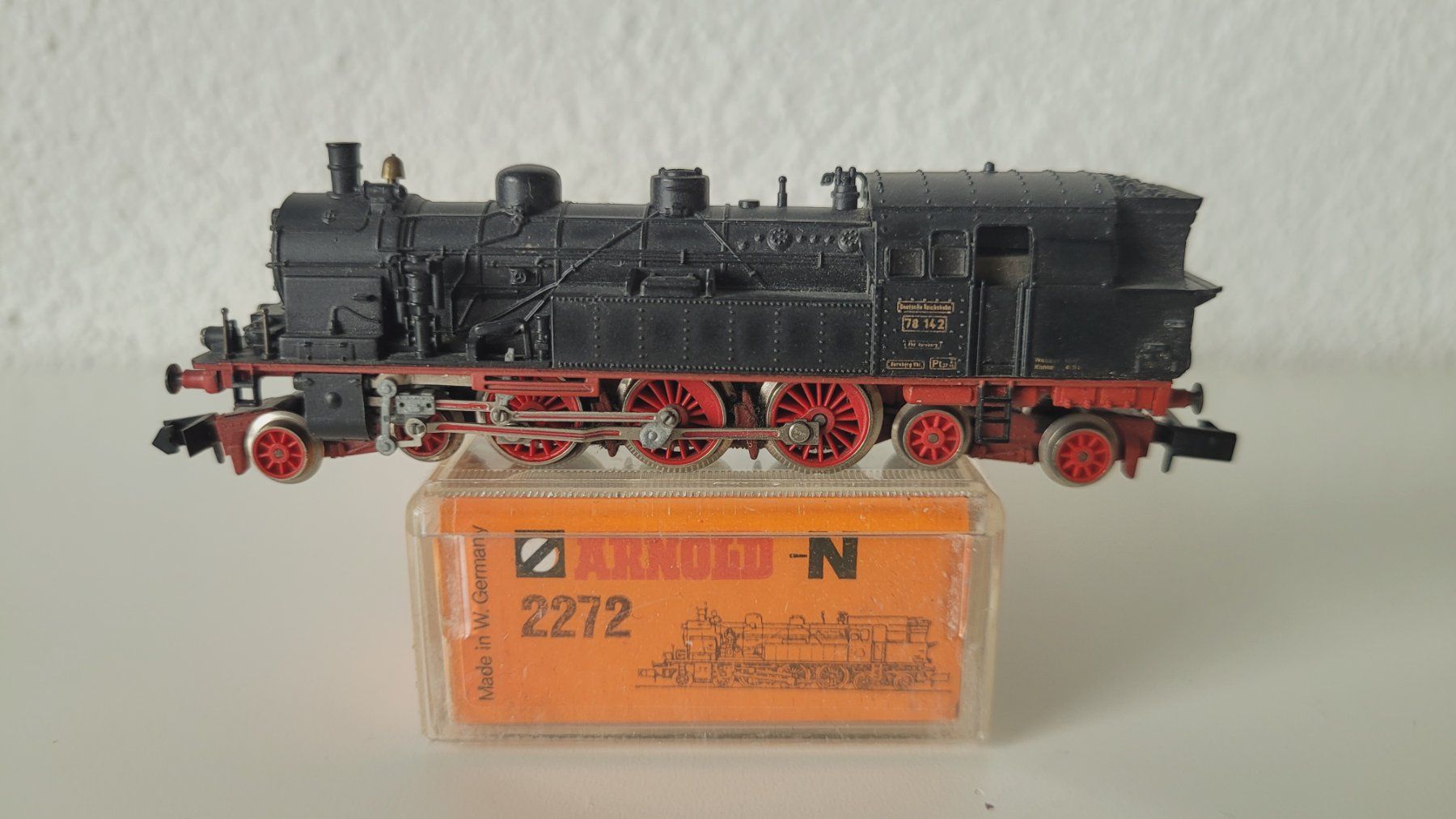 Arnold Modellini di ferrovie: Dampflok DRG BR 78 142 / Arnold 2272 – Usato da Wittenbach venduto da Hase113