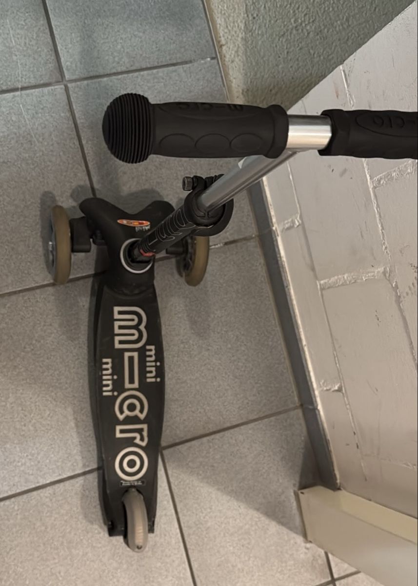 Micro Kickboard: Micro Mini Scooter schwarz - gutem Zustand!!! – Gebraucht aus Dintikon von Micuzzu 2