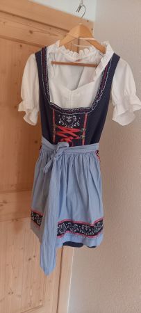 Dirndl Grösse 42