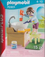 PLAYMOBIL SPECIAL PLUS FIGURE 70301 BAMBINA CON SPAZZOLINO D