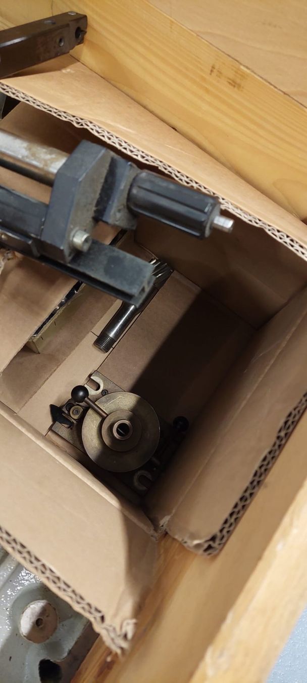 Schaublin Tutti gli attrezzi: Lot outillage usinage – Usato da Ste-Croix venduto da CAP14_SARL 3