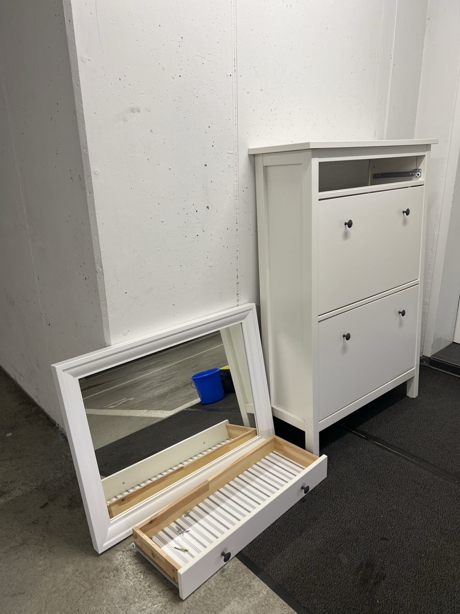IKEA Hemnes Schuhschrank mit Spiegel